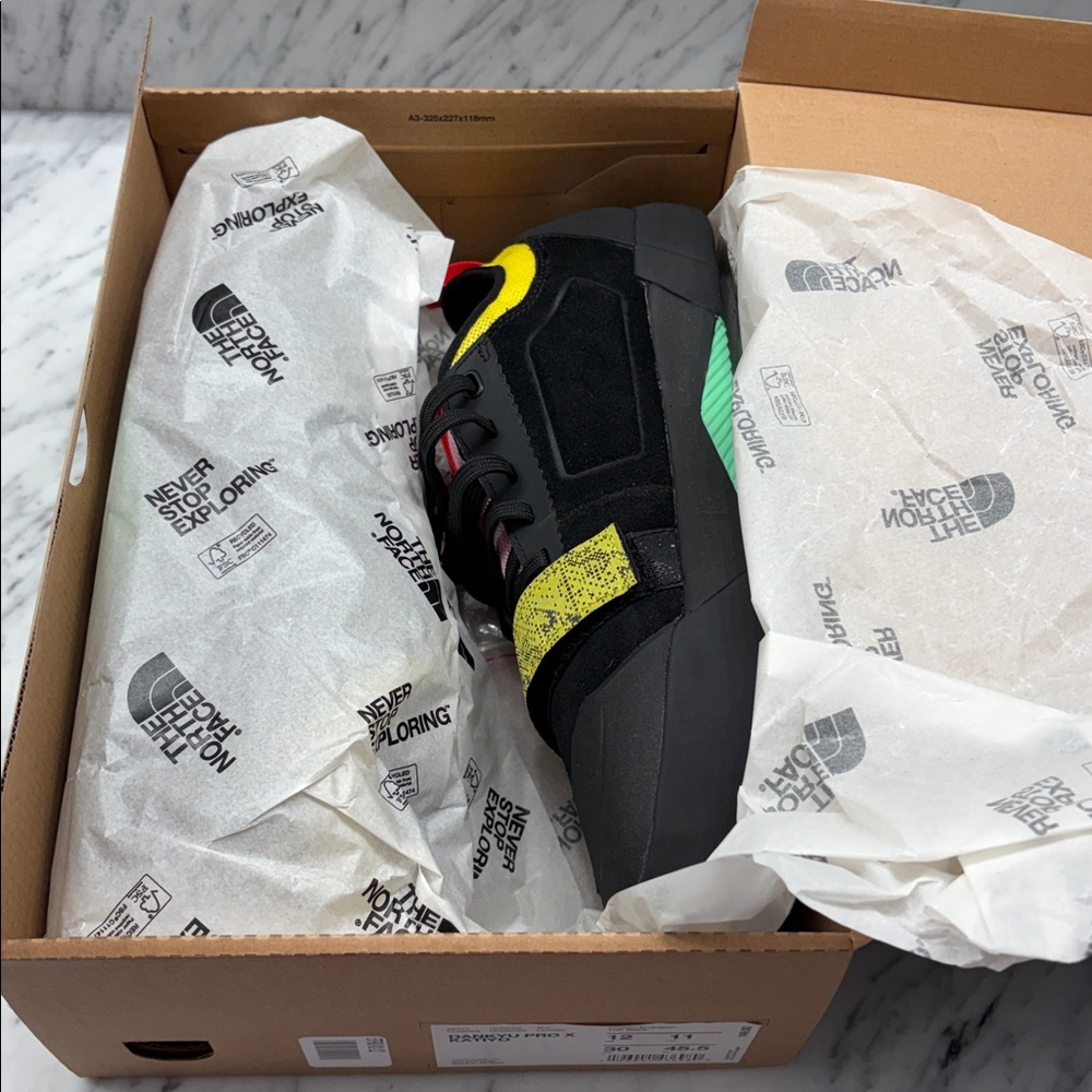 NWT-The North Face climbing Shoes. Dankyu pro x sz 12